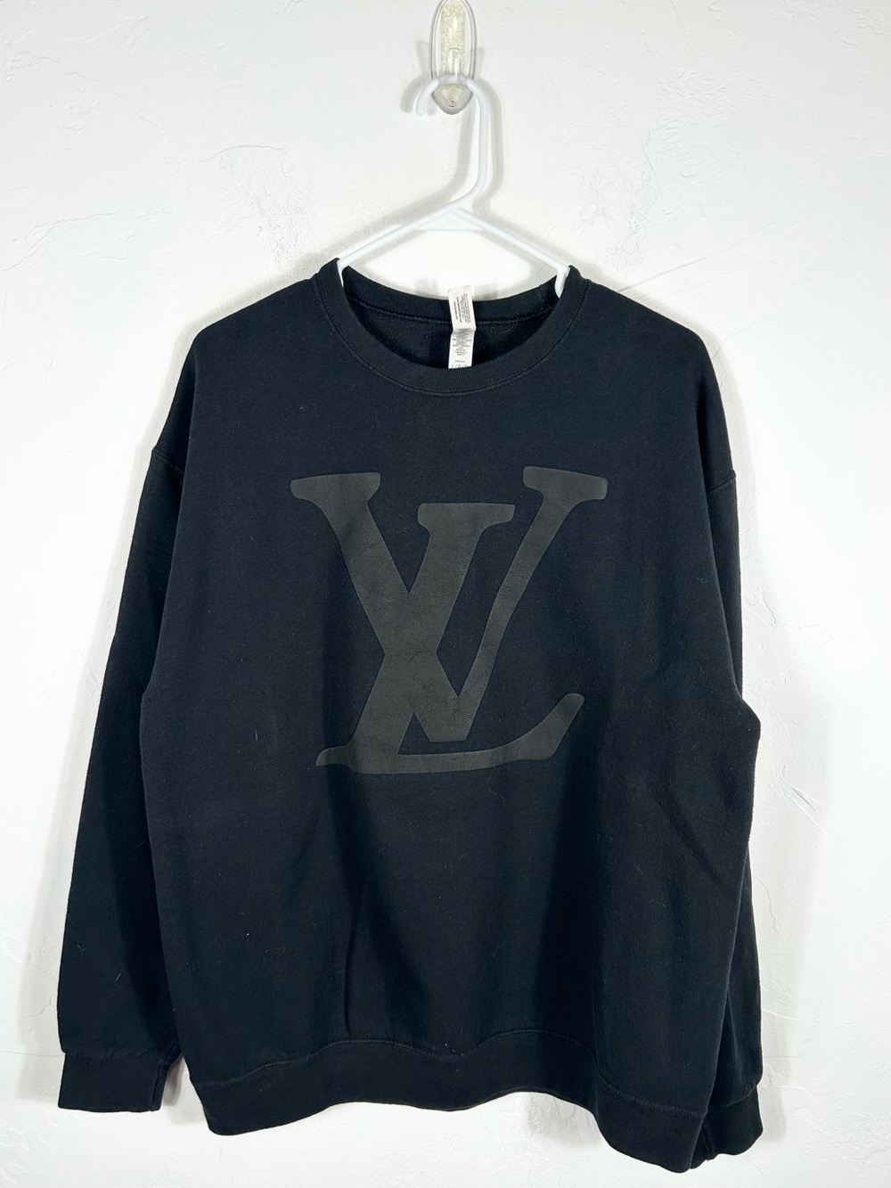 👁️LV Logo Graphic Jerzees NuBlend Crewneck Sweatshirt Large Black